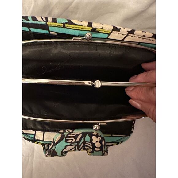 Vera Bradley Women's Floral Quilted Wallet Multicolor Kiss Lock - Picture 5 of 5